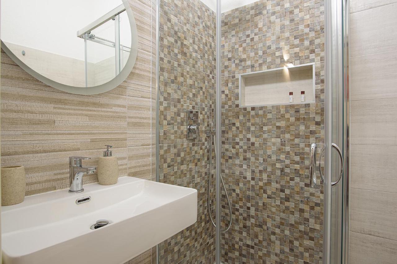 Barlaman Luxury Rooms Palermo Exteriör bild