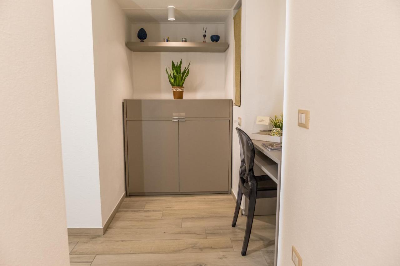 Barlaman Luxury Rooms Palermo Exteriör bild